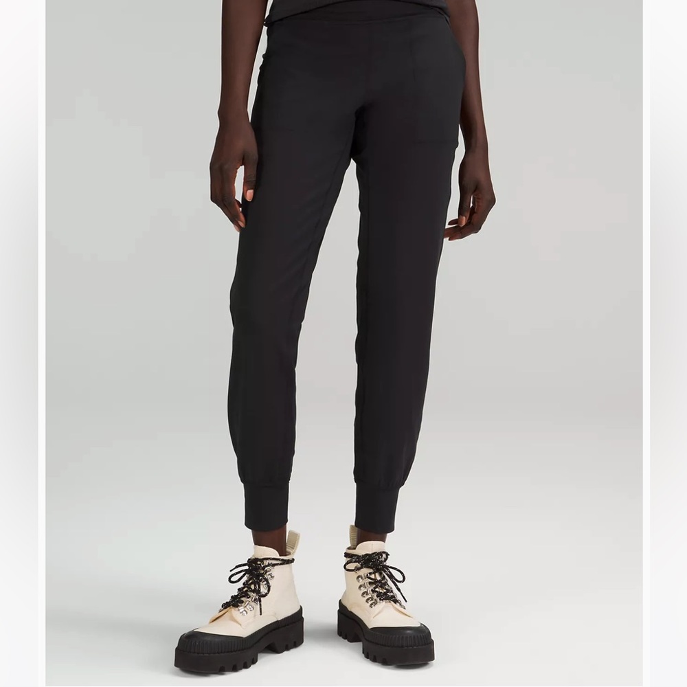 Lululemon high rise align jogger